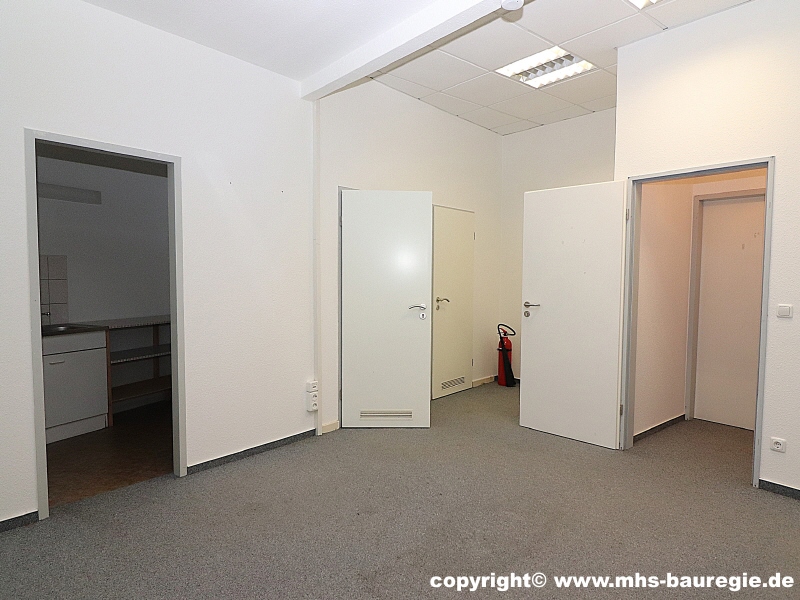 Bild 7 B�ro Erdgeschoss Raum 2 Wohn- / Gesch�ftshaus Lauchhammer