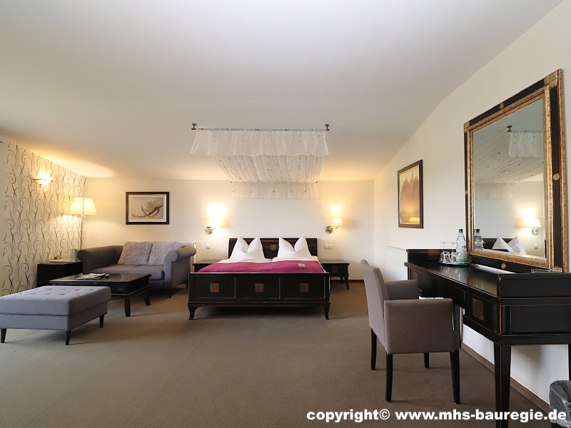 Bild 17 Hotel Dachgeschoss Zimmer 2 Ansicht 1 Gastgewerbe Neu Zauche