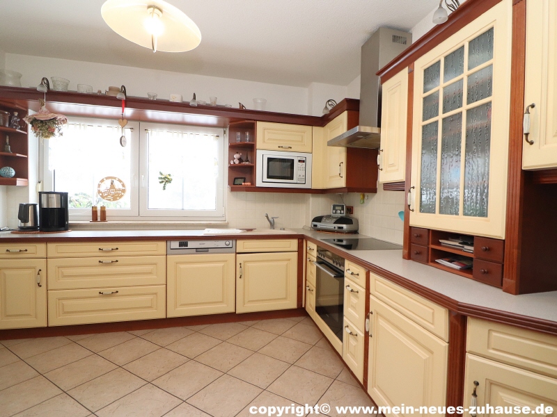 Bild 7 K�che Einfamilienhaus Neupetershain
