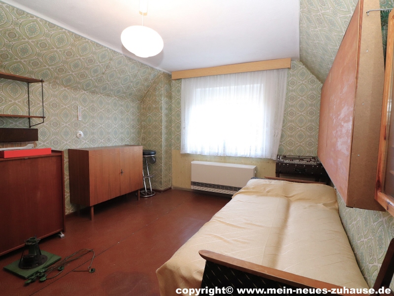 Bild 10 Zimmer Dachgeschoss Einfamilienhaus Gro�r�schen