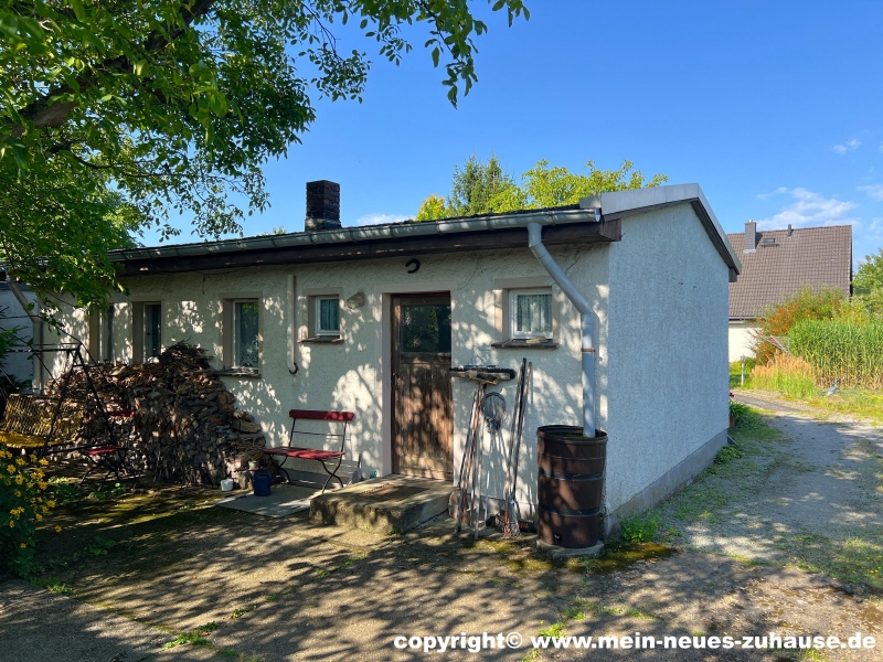 Bild 17 Wochenendbungalow Ansicht 2 Einfamilienhaus Cottbus