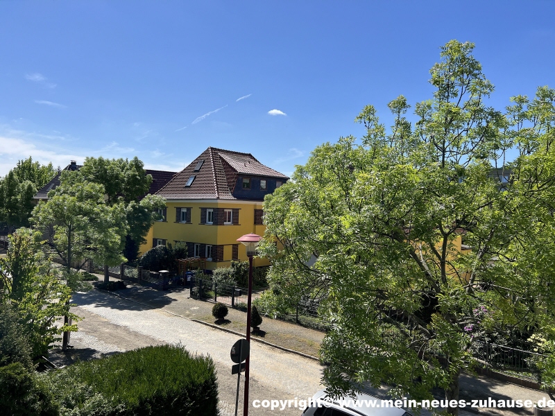Bild 18 Aussicht Balkon Dachgeschoss Ansicht 2 Einfamilienhaus Cottbus