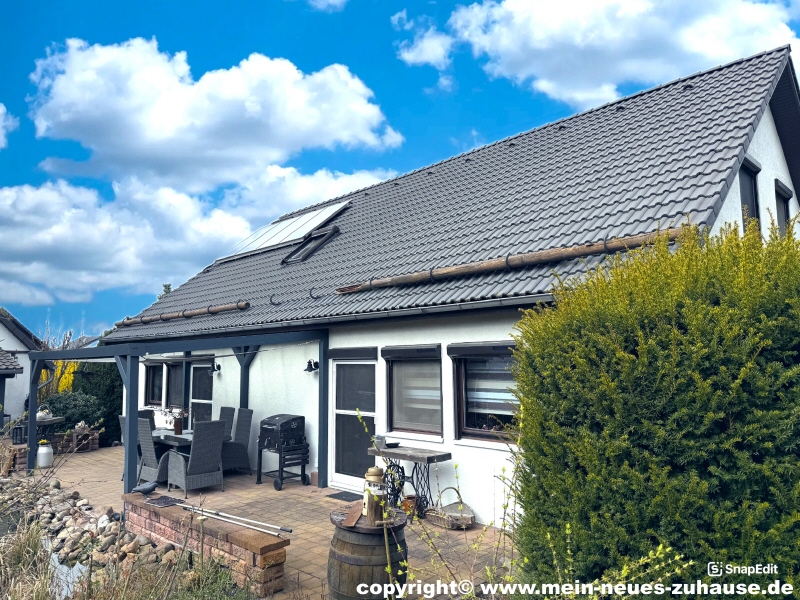 Bild 2 Wohnhaus R�ckansicht Einfamilienhaus Dissen-Striesow
