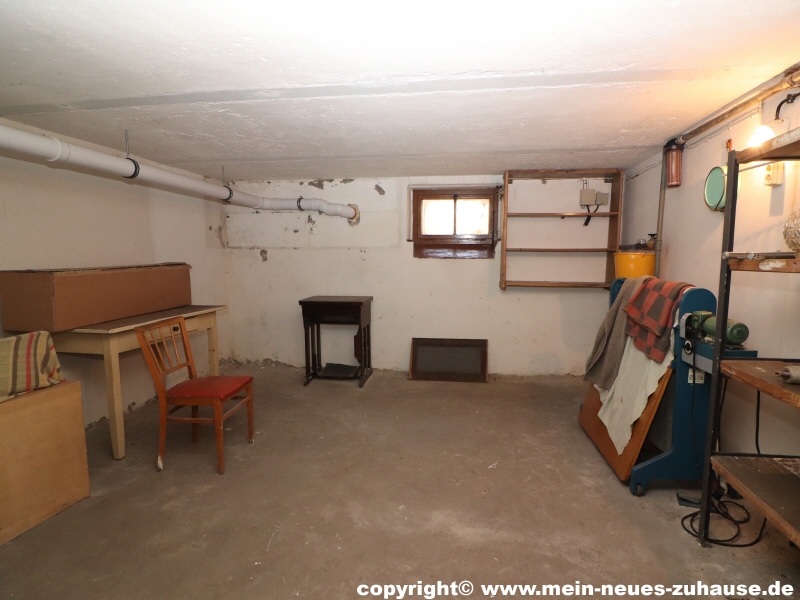 Bild 13 Kellerraum Einfamilienhaus Gro�r�schen
