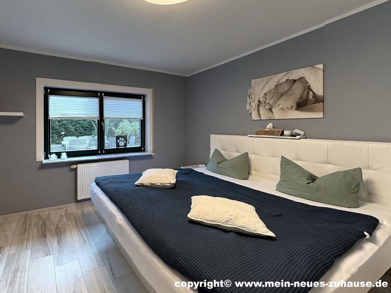 Bild 9 Schlafzimmer Bungalow Cottbus