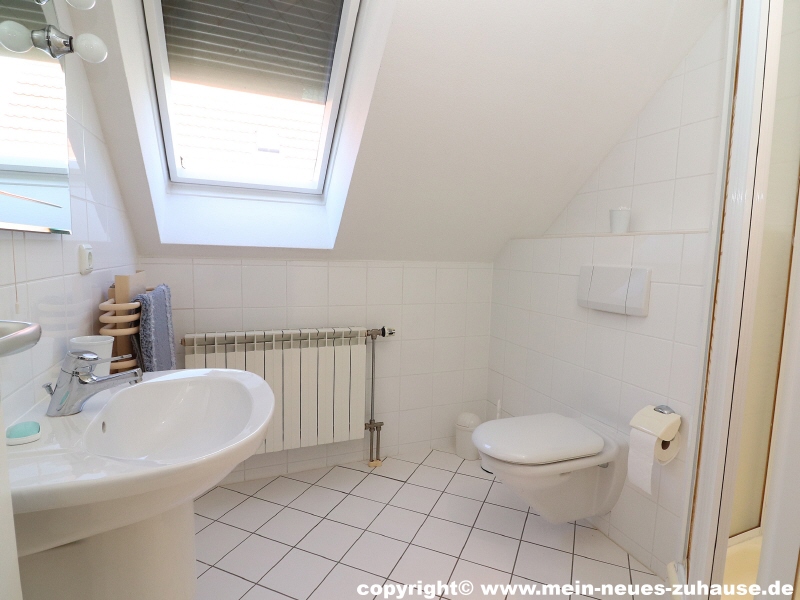 Bild 21 G�ste-WC Dachgeschoss Einfamilienhaus Cottbus