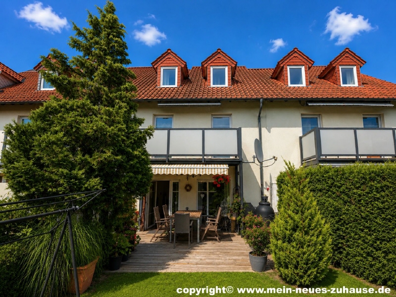 Bild 2 R�ckansicht Reihenmittelhaus Cottbus