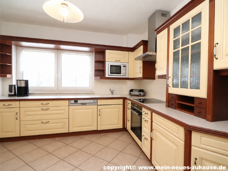 Bild 7 K�che Einfamilienhaus Neupetershain