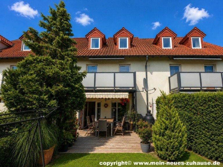 Bild 2 R�ckansicht Cottbus - Sielow Reihenmittelhaus Wohnen oder vermieten - Preiswertes Wohnhaus in ruhiger Lage von Cottbus-Sielow!