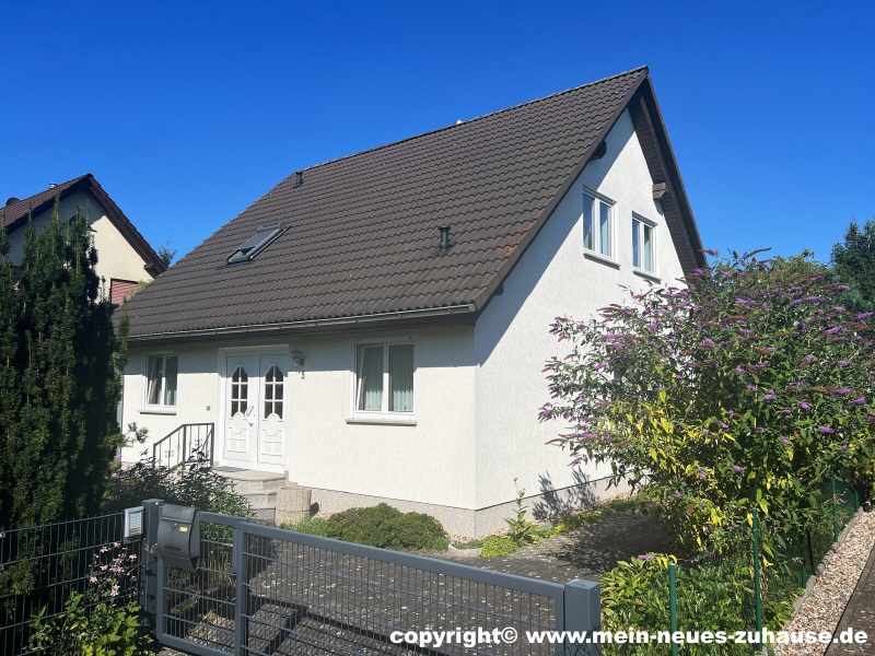 Bild 2 Wohnhaus Stra�enansicht 2 Einfamilienhaus Cottbus