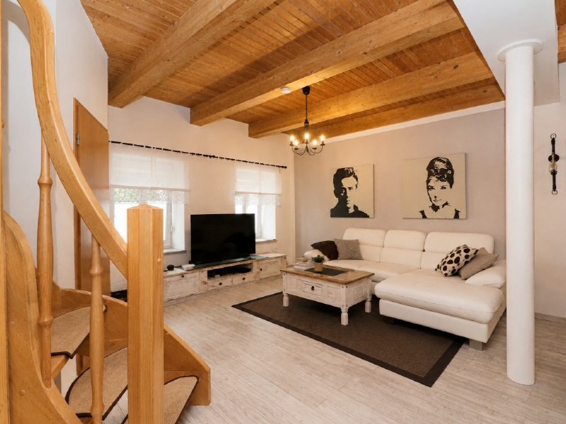 Bild 4 Wohnbereich (KI-optimiert) Reihenmittelhaus Drebkau