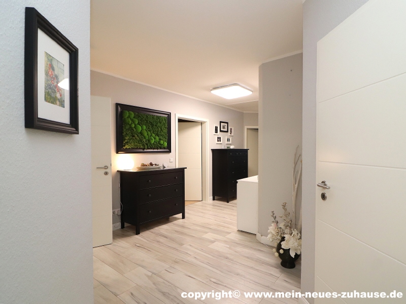 Bild 3 Flur Ansicht 1 Bungalow Cottbus