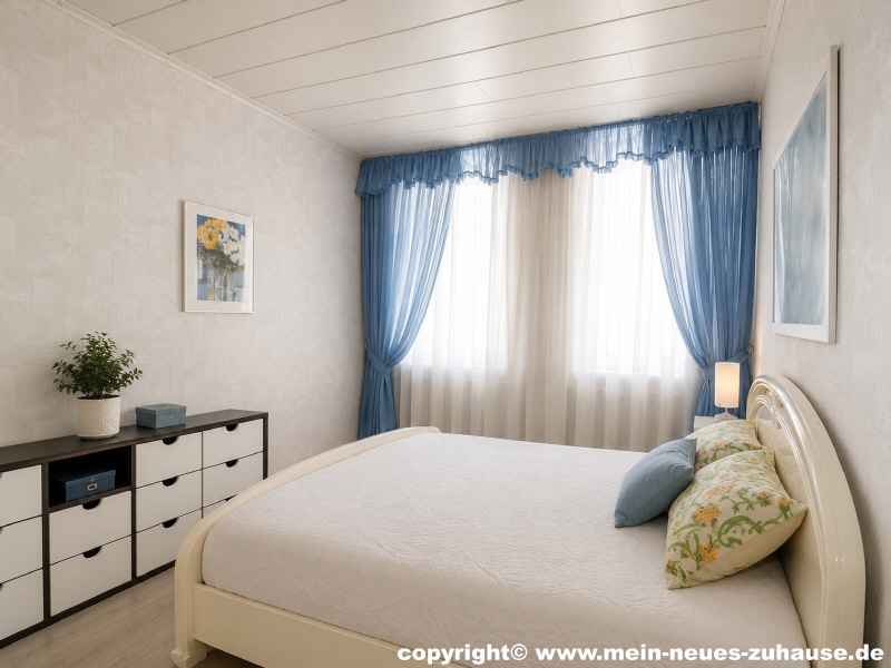 Bild 10 Schlafzimmer Obergeschoss (KI-optimiert) Wohn- / Gesch�ftshaus Senftenberg