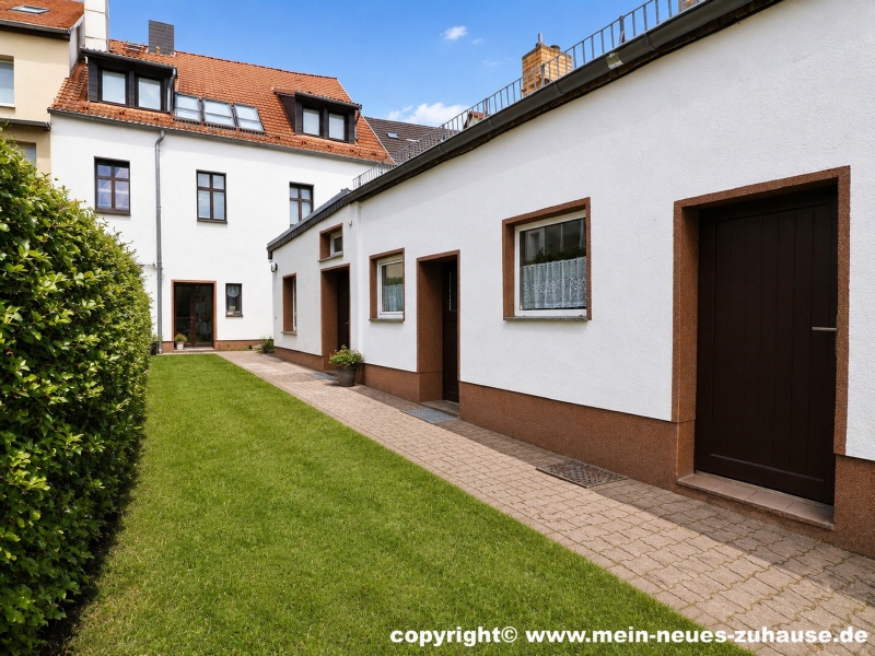 Bild 19 Nebengeb�ude Ansicht 2 (KI-optimiert) Wohn- / Gesch�ftshaus Senftenberg