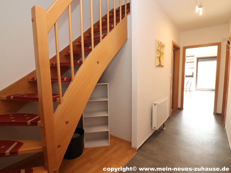 Bild 3 Wohnung 1 Flur Erdgeschoss Einfamilienhaus Dissen-Striesow