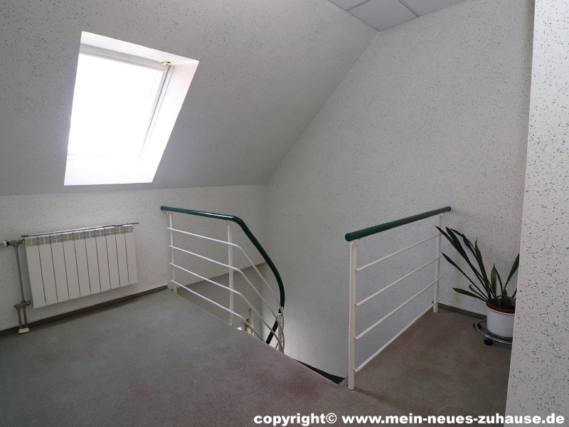 Bild 12 Flur Dachgeschoss Ansicht 1 Einfamilienhaus Cottbus