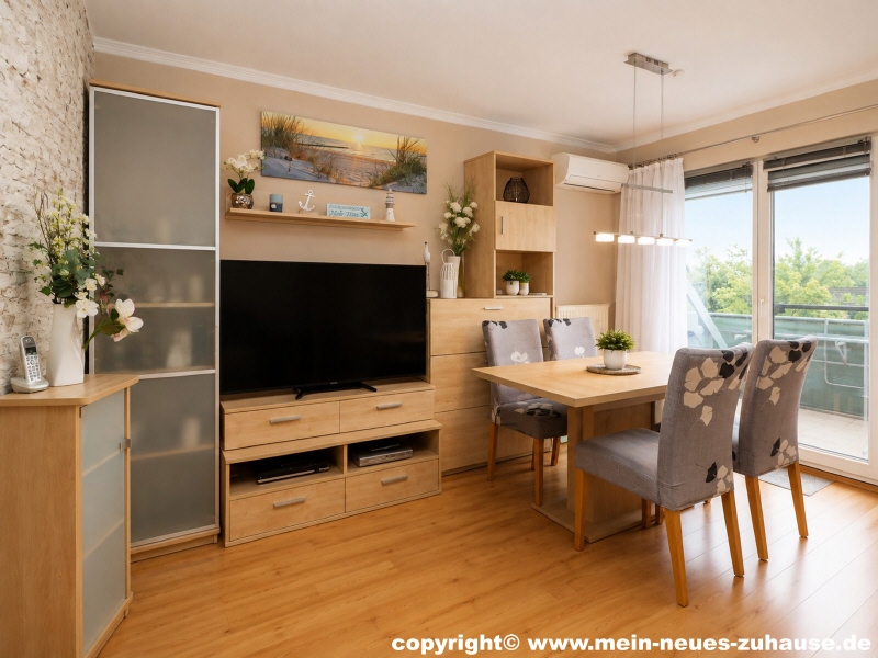 Bild 5 Essbereich (KI-optimiert) Dachgeschosswohnung Cottbus