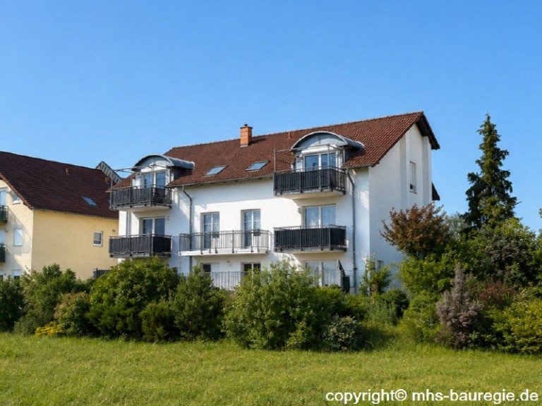 Bild 1 Wohnhaus Ansicht 1 Cottbus Dachgeschosswohnung Attraktive Kapitalanlage - Vermietete 3-Zimmer-Dachgeschosswohnung in Cottbus-D�bbrick